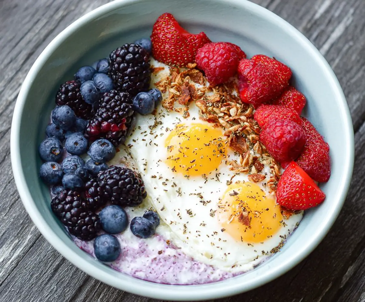 Easy Cottage Cheese Breakfast Bowl